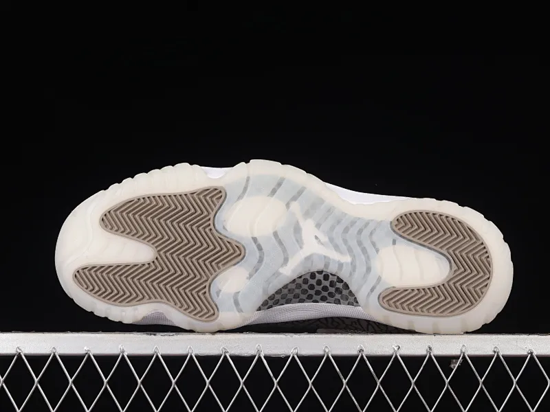 All categories Air Jordan Jordan series basketball shoes Air Jordan 11 F version Air Jordan AJ11 Low "White Cement" AJ11 Joe 11 white cement gray snake pattern genuine carbon AV2187-140